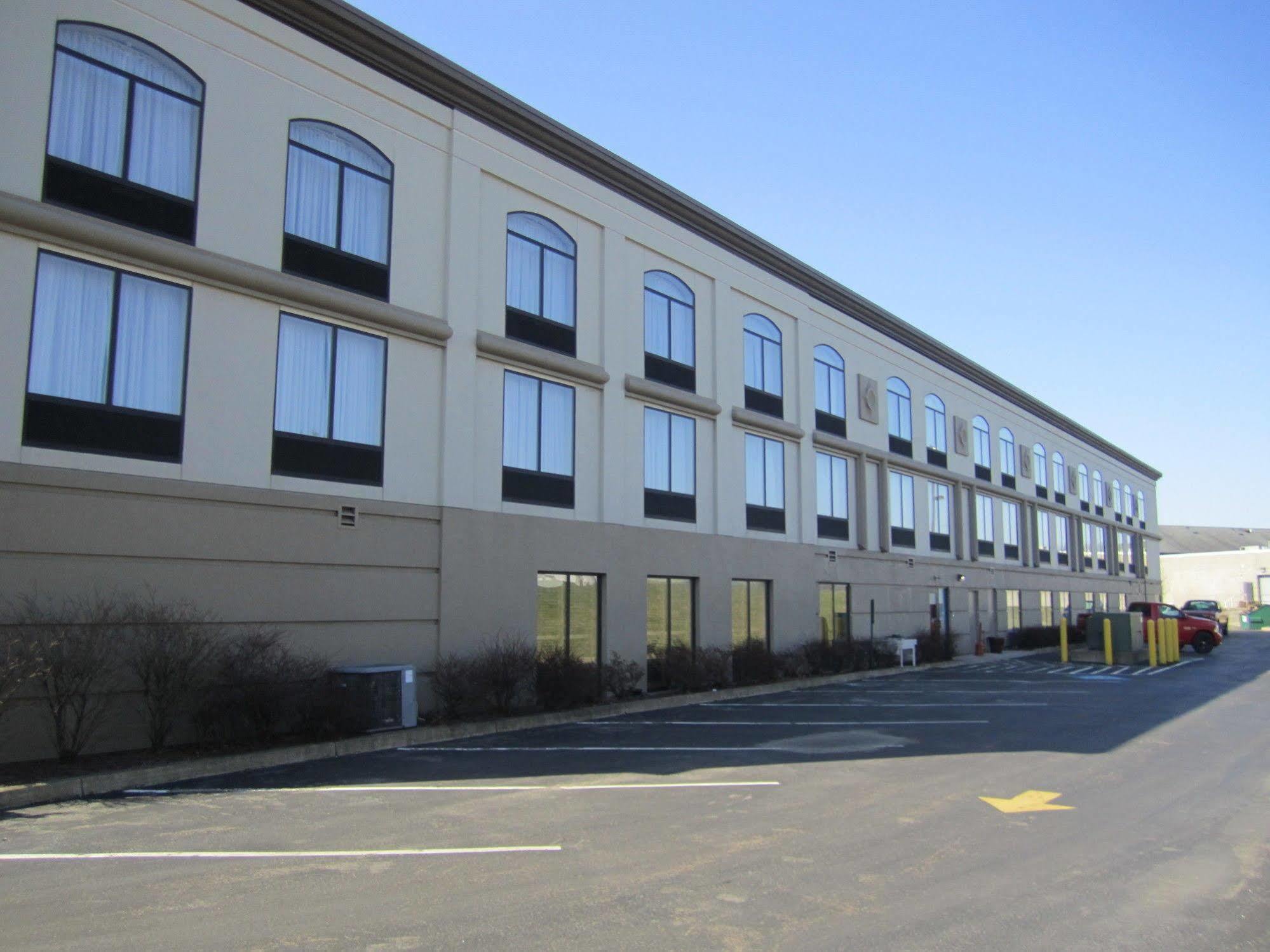 Hotel Wingate By Wyndham Latrobe Exterior foto